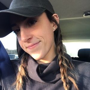 Meet your Posher, Carli